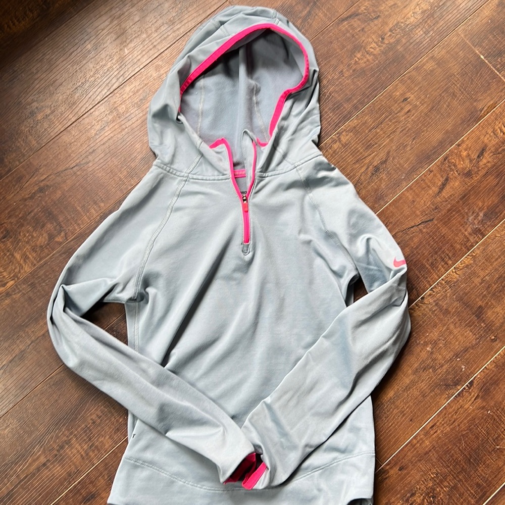 🔥🔥7 for $20🔥🔥 Nike hoodie